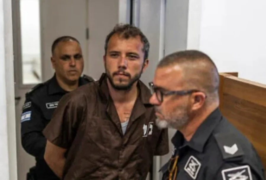 thiago-avila-durante-interrogatario-em-israel.webp