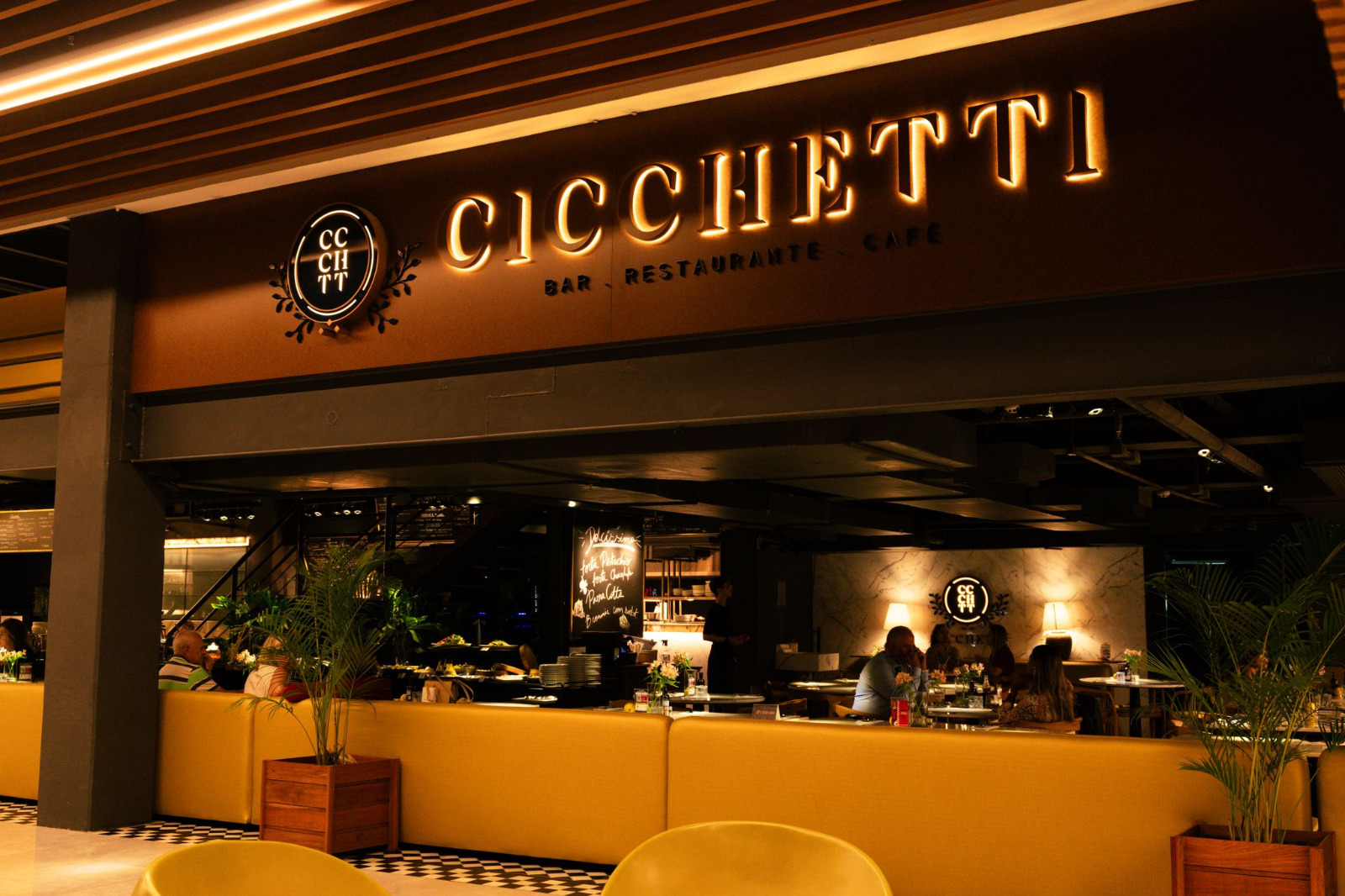 CICCHETTI NATAL NO MIDWAY