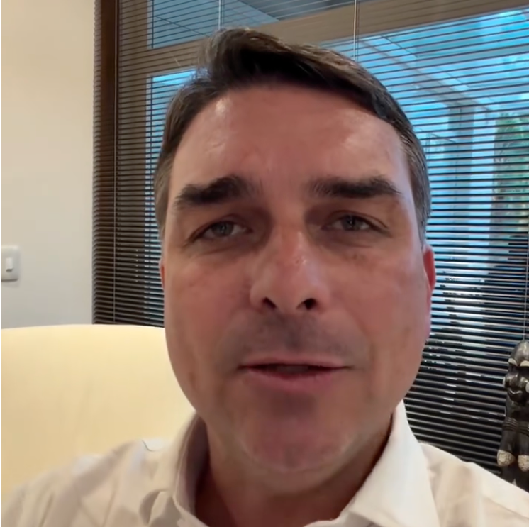 Flávio bolsonaro