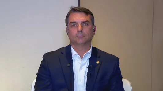 BR_CNN_150526_LINK_ENTREVISTA_FLAVIO_BOLSONARO_frame_17764.webp