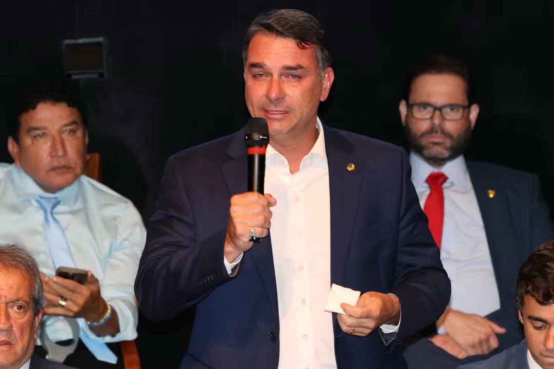FLÁVIO BOLSONARO | Foto: Beto Barata/PL