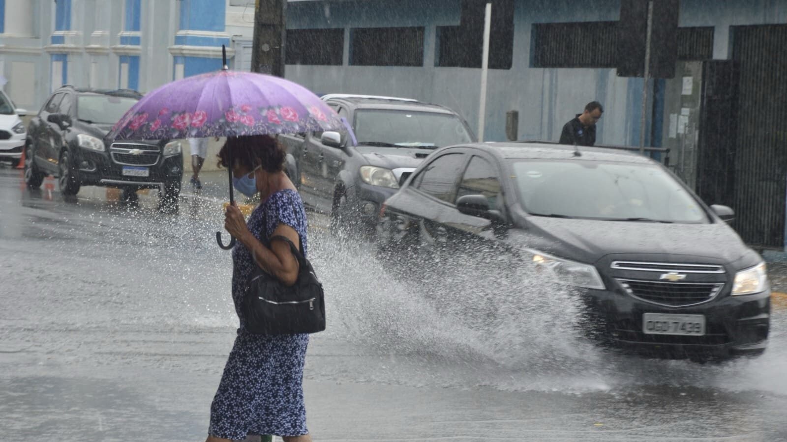 STTU monitora vias alagadas e pontos intransitáveis após chuvas em Natal - Foto: José Aldenir
