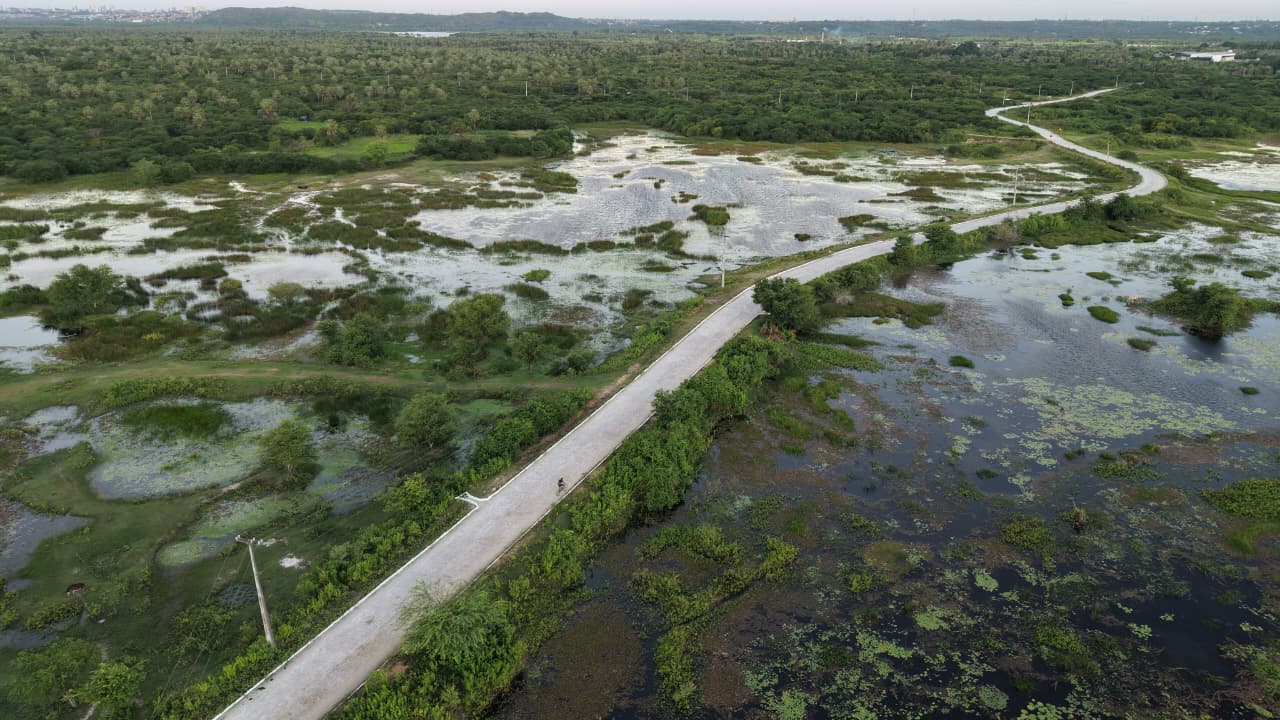 Prefeito Jaime Calado inaugura pavimentação da estrada que liga Coqueiros a Uruaçu