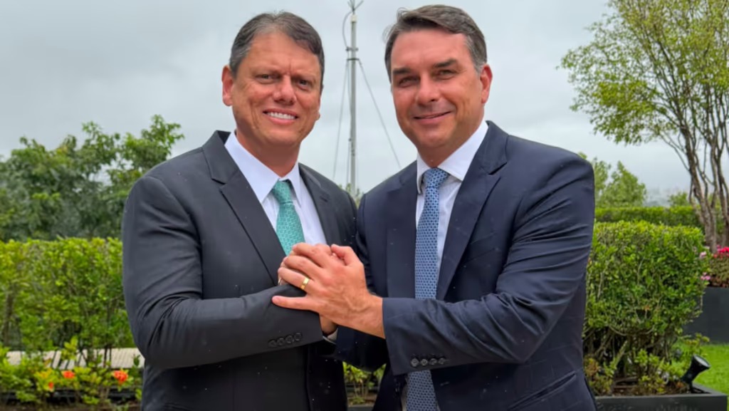 tarcisio de Freiras e Flávio bolsonaro | Foto: reprodução/ Instagram