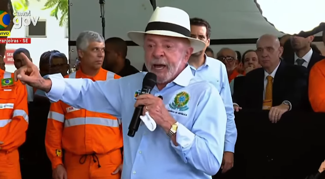 FireShot Capture 1463 - (8) Presidente Lula no anúncio de mais de R$ 72,5 bi em investimen_ - [www.youtube.com].png