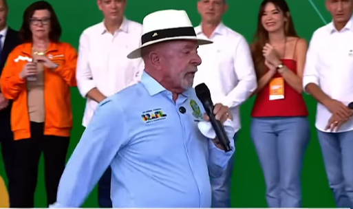 FireShot Capture 1464 - (8) Presidente Lula no anúncio de mais de R$ 72,5 bi em investimen_ - [www.youtube.com].png