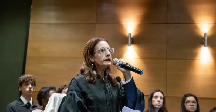 Para conceder o perdão, a magistrada desclassificou a acusação contra a mulher, que passou de homicídio doloso (quando há a intenção de matar) para culposo (não intencional) | Foto: Brunno Dantas/TJRJ