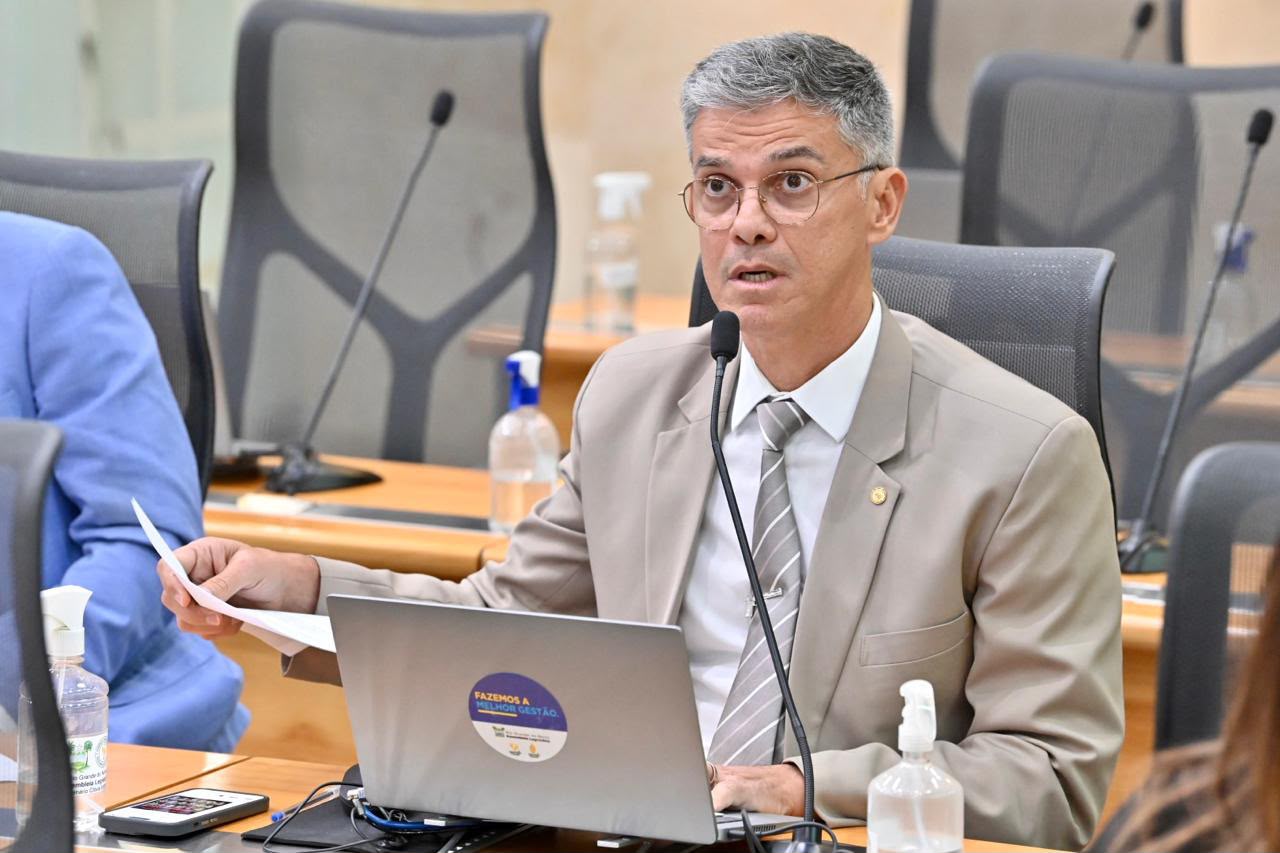 Deputado Coronel Azevedo comemora aprovação de PEC da maioridade penal para 16 anos e critica voto da esquerda contra a proposta