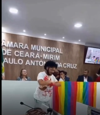 Apresentação “artística” na Câmara de Ceará-Mirim ganha repercussão nacional