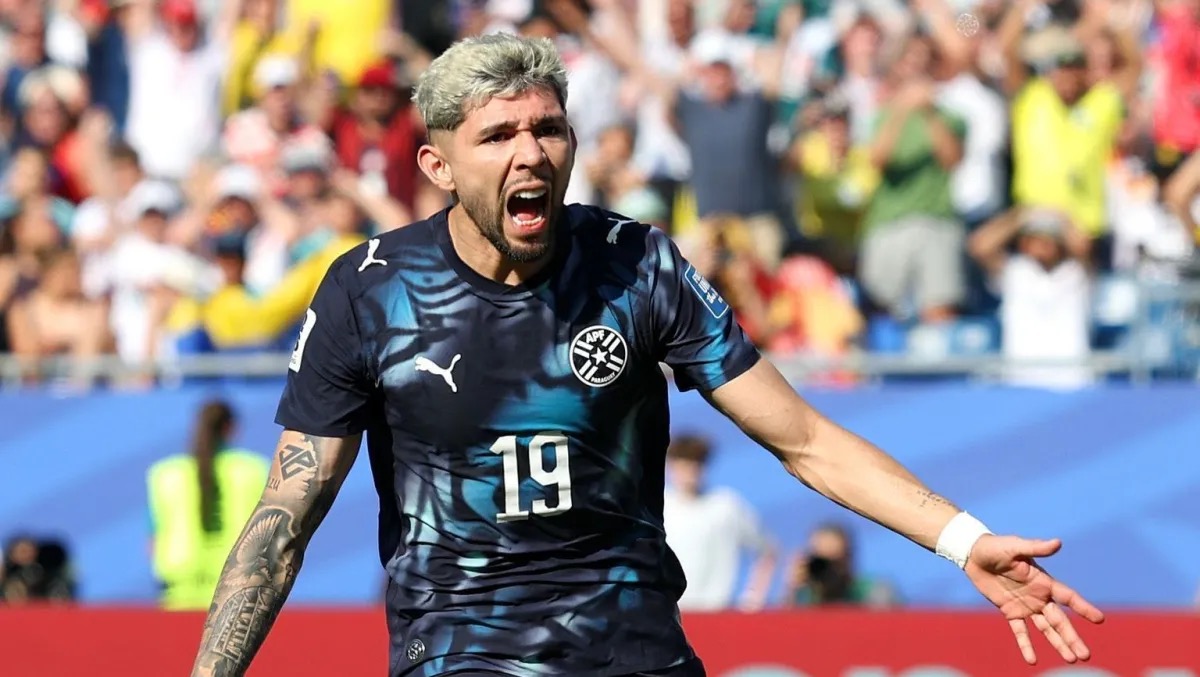 Enciso marcou o gol do Paraguai no tempo normal contra a Alemanha na Copa do Mundo  • Divulgação / FIFA