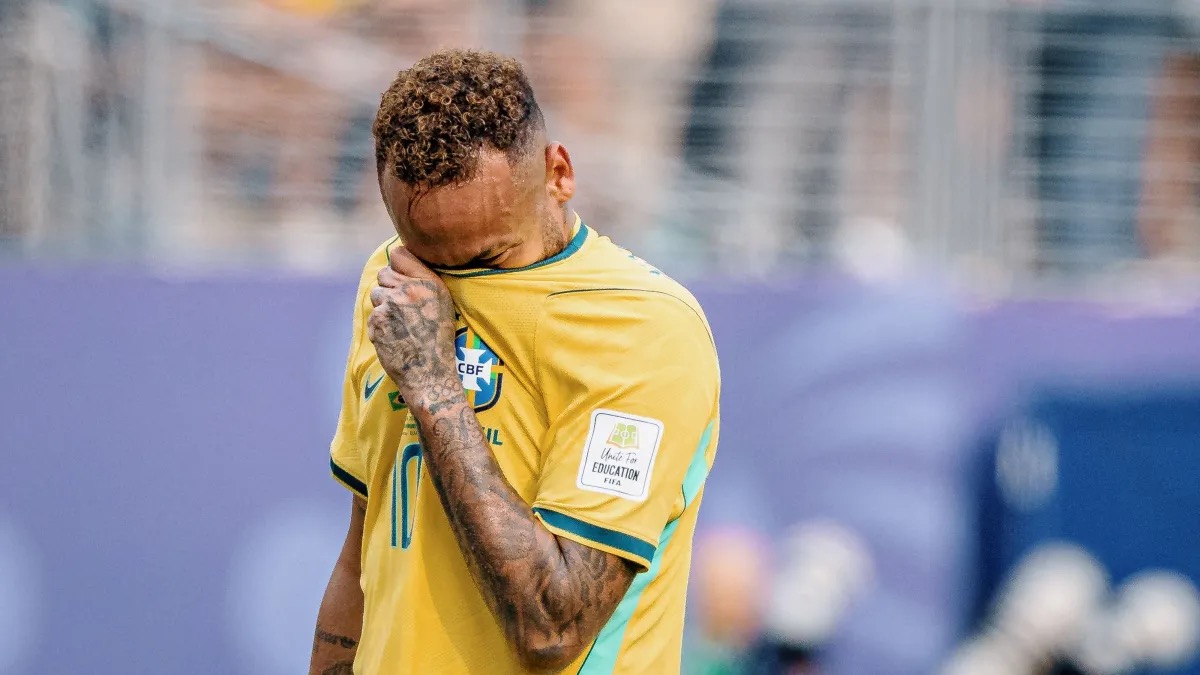 Neymar chorando após a eliminação da Seleção Brasileira na Copa do Mundo 2026  • ESTADÃO CONTEÚDO