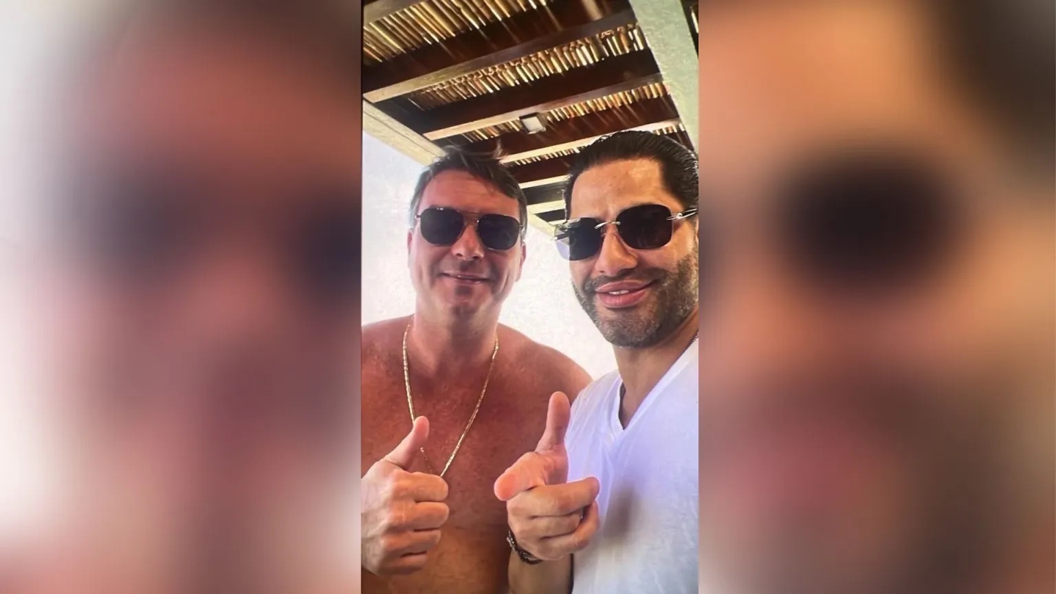 Flávio ao lado de Sicário de Vorcaro Obtido pela Jovem Pan