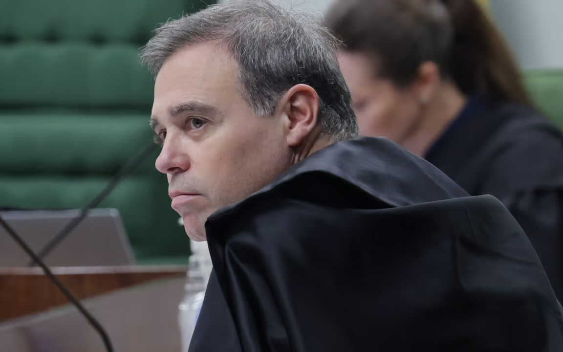 André Mendonça | Rodolfo Borges