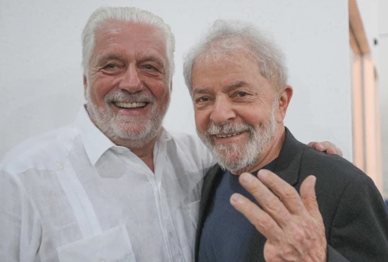 Jaques Wagner, ex-Líder do Governo Lula (PT) no Senado, com o presidente petista- Foto: redes sociais.