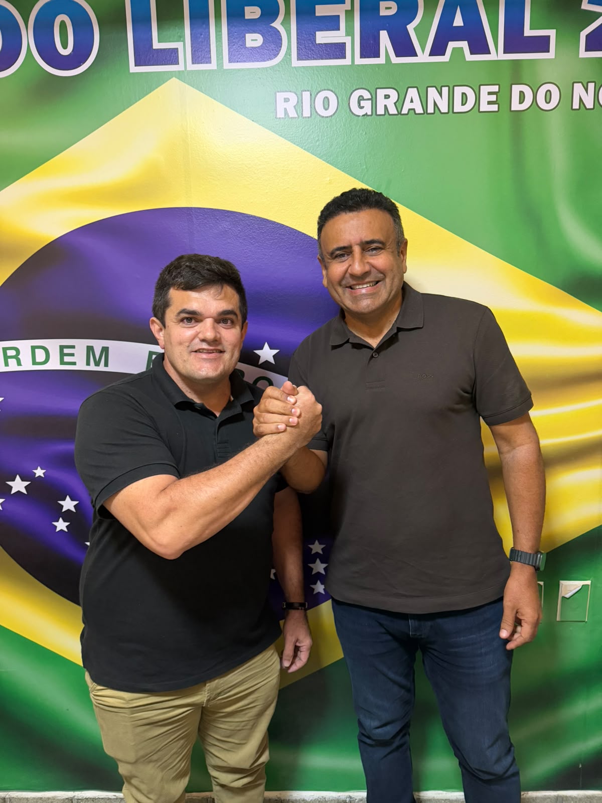 Mossoró: vereador da base de Allyson Bezerra declara apoio a Álvaro Dias