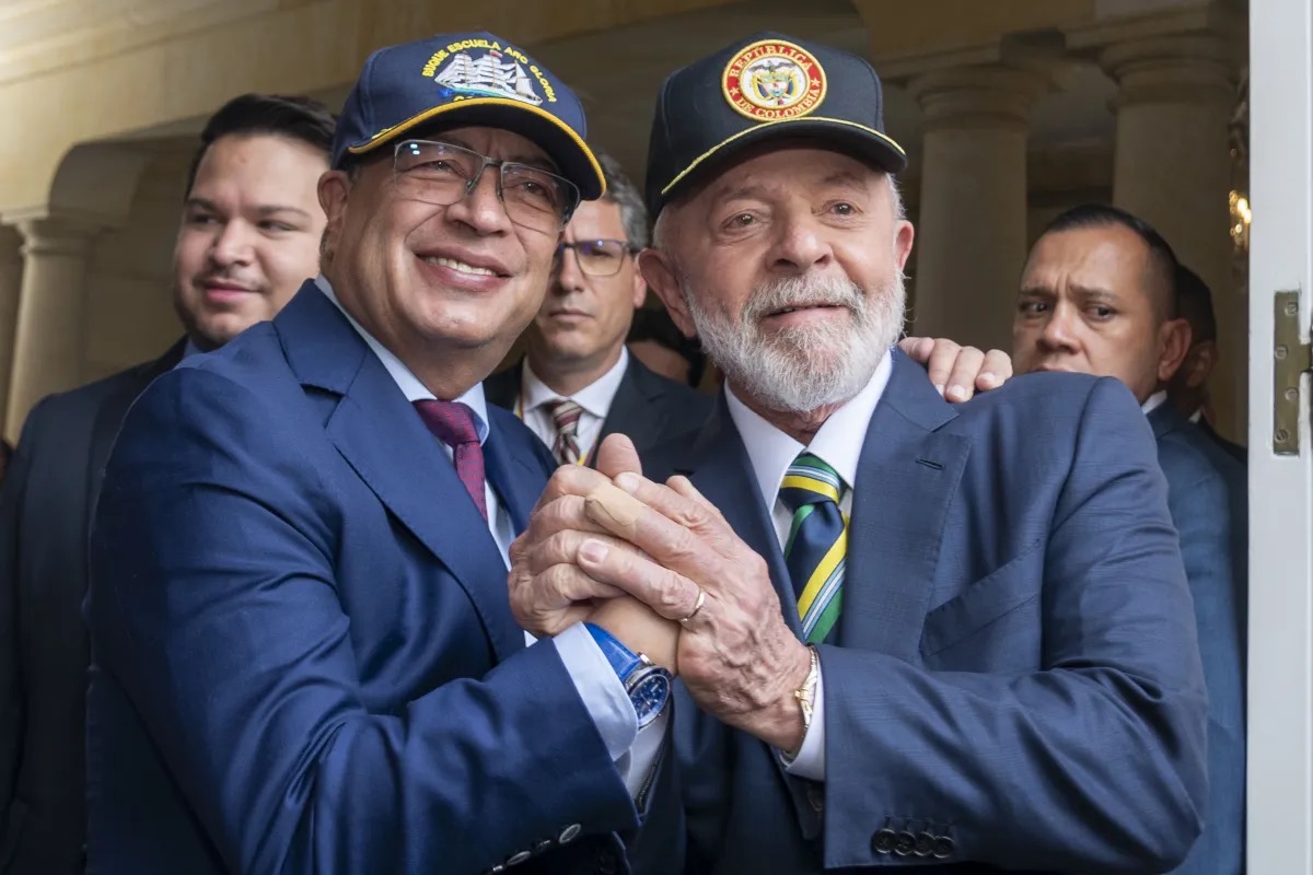 Gustavo Petro e Lula  • Fotografía oficial de la Presidencia de Colombia