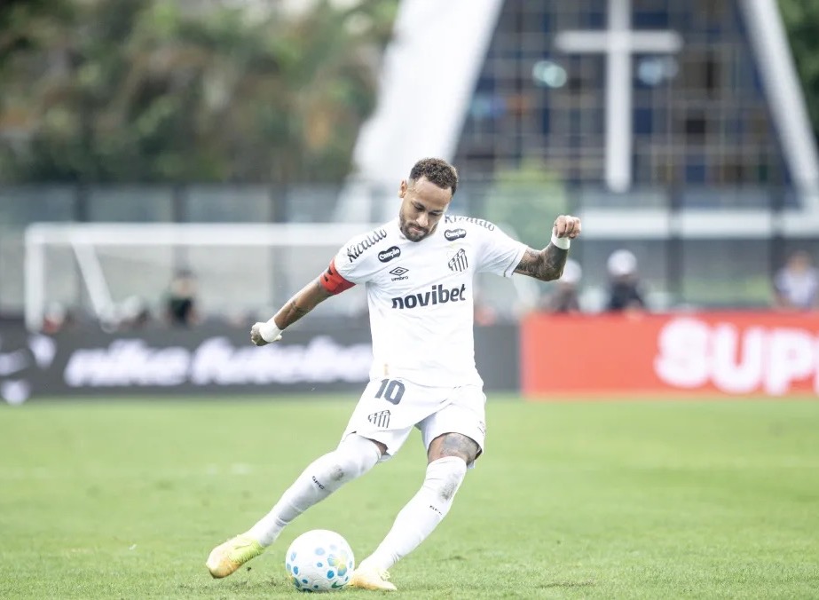 Neymar em ação na partida entre Vasco e Santos pelo Brasileirão  • Reinaldo Campos/ Santos F.C.