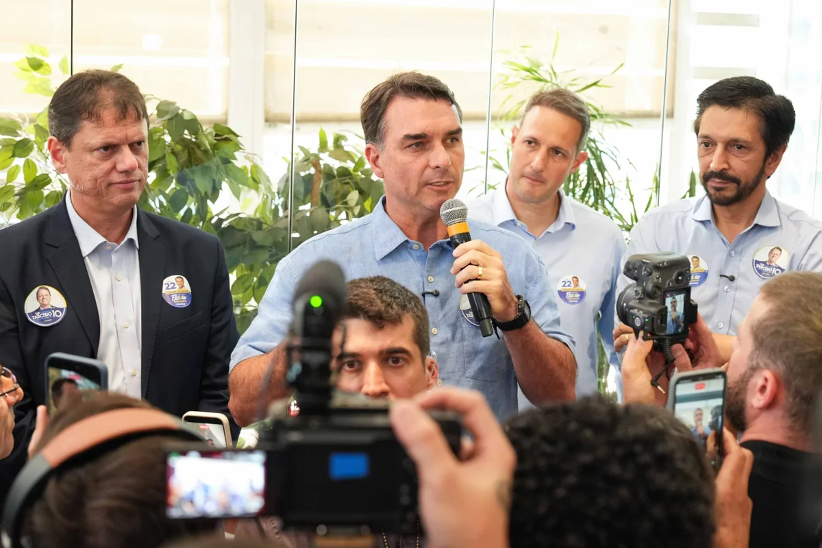 Tarcísio Flávio 