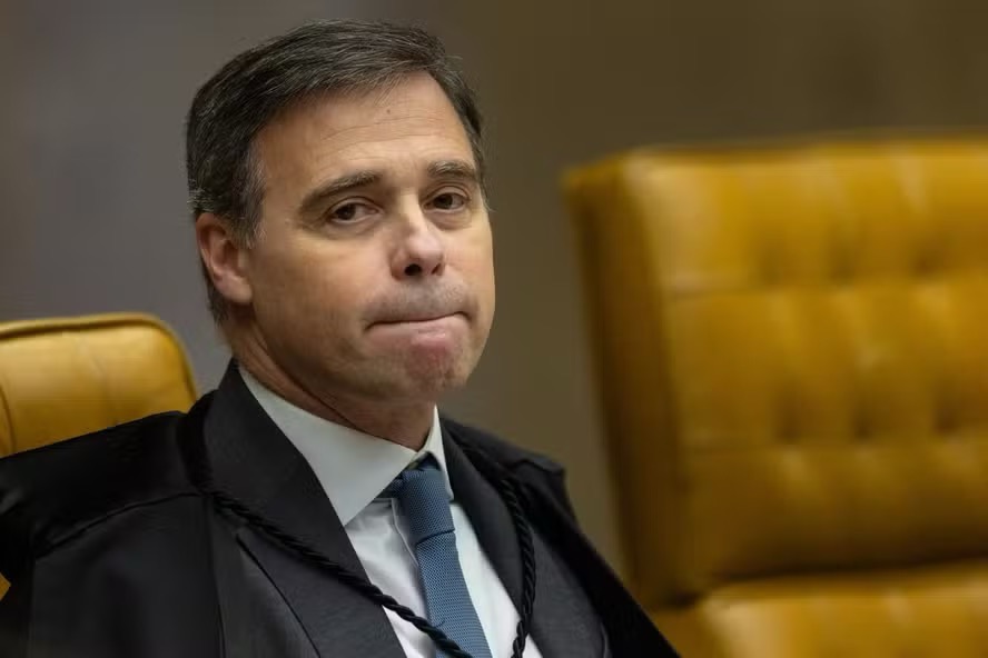 O ministro André Mendonça em sessão do Supremo Tribunal Federal (STF) — Foto: Brenno Carvalho / Agência O Globo