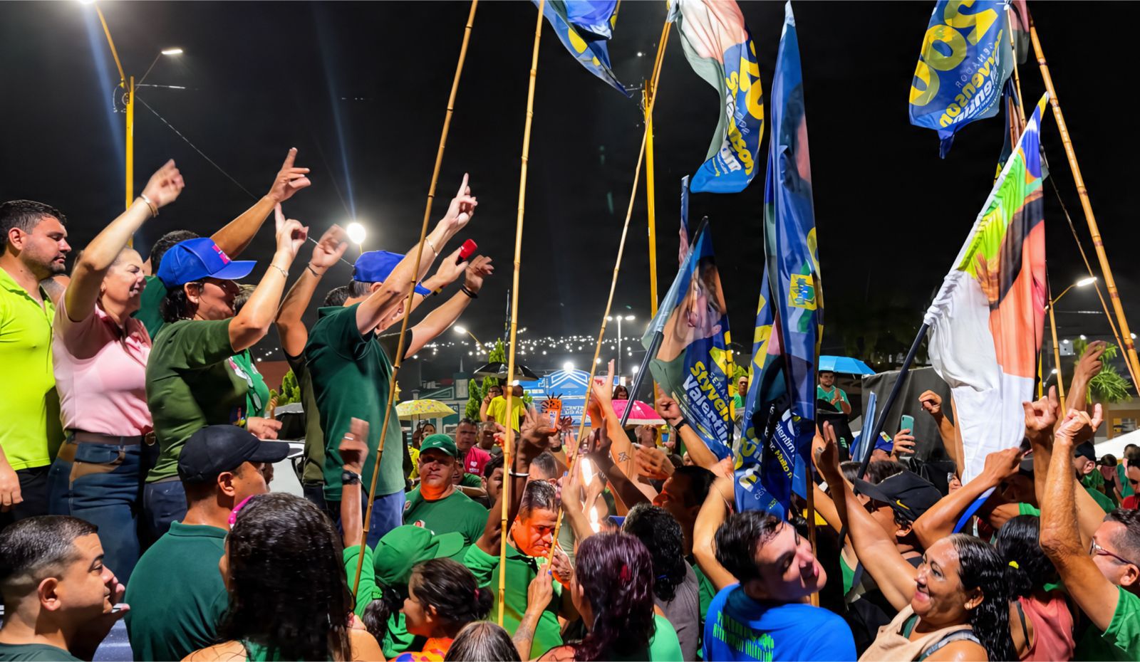 Campanha de Álvaro realiza maior mobilização política de Nova Cruz