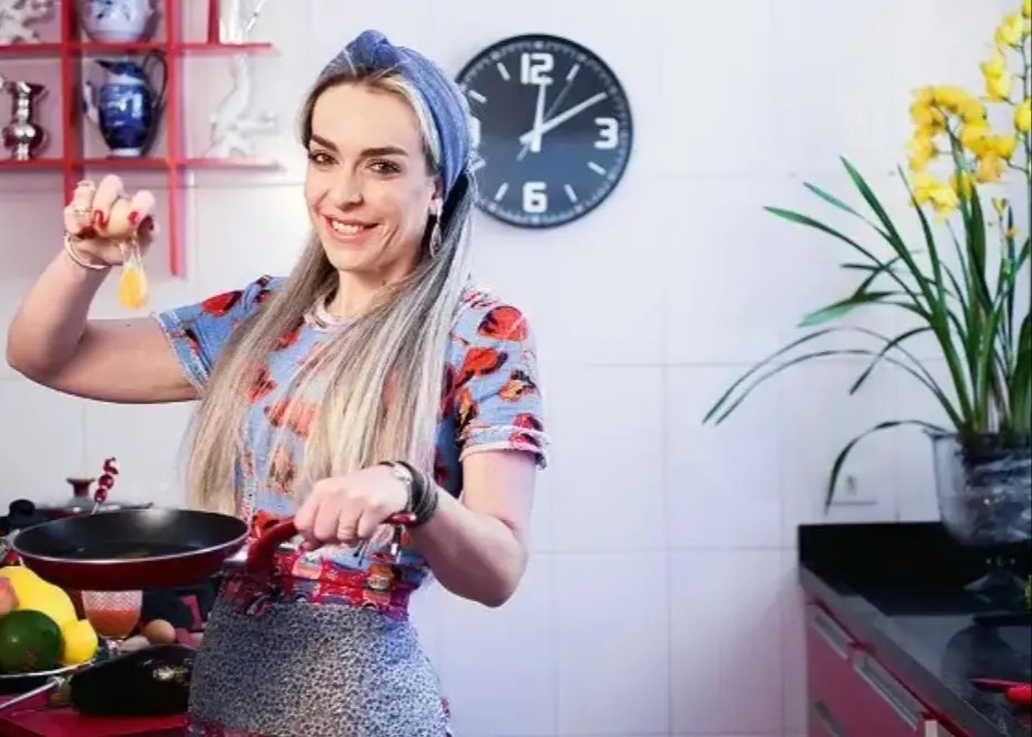 Em 2015, quando Roberta Luchsinger se aventurou na gastronomia (Reprodução/Reprodução)