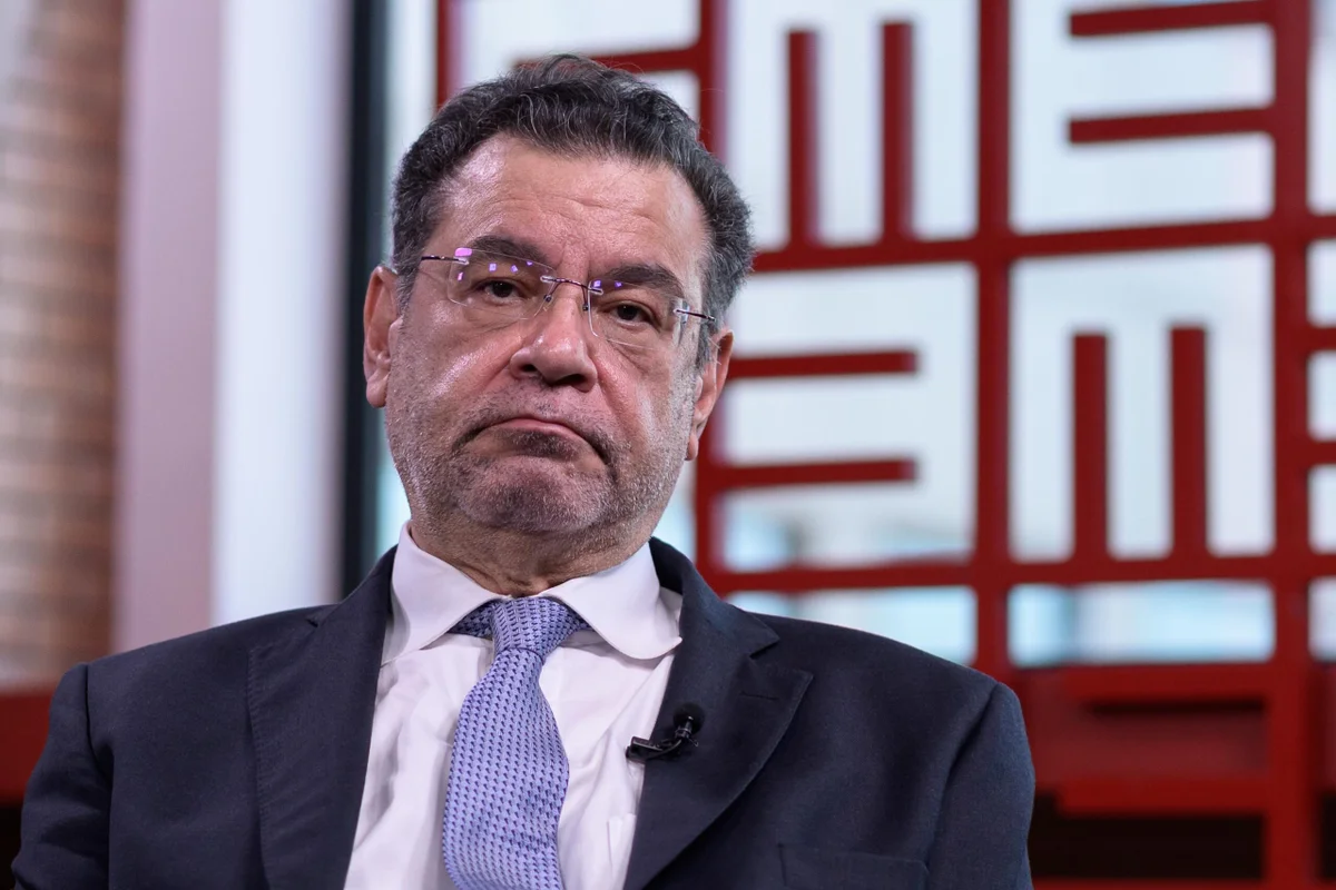 rui-costa-pimenta-candidato-a-presidencia-da-republica-pelo-pco-participa-do-panorama-eleicoes-no-estudio-do-metropoles-2-scaled.webp