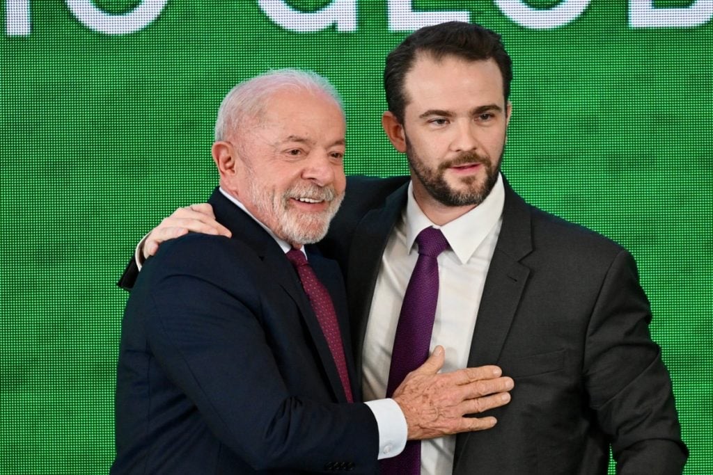 O presidente Lula e o ministro da Fazenda, Dario Durigan. Foto: Evaristo Sa/AFP