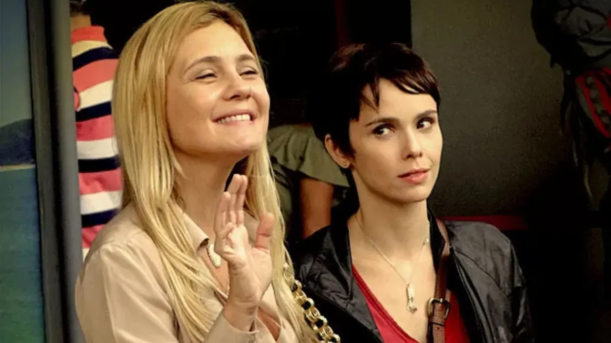 carminha-nina-em-avenida-brasil.webp