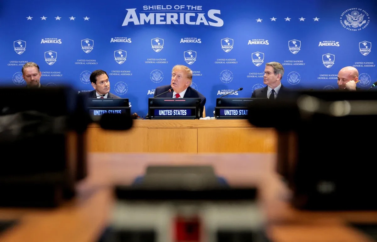 Trump participa de encontro do grupo 