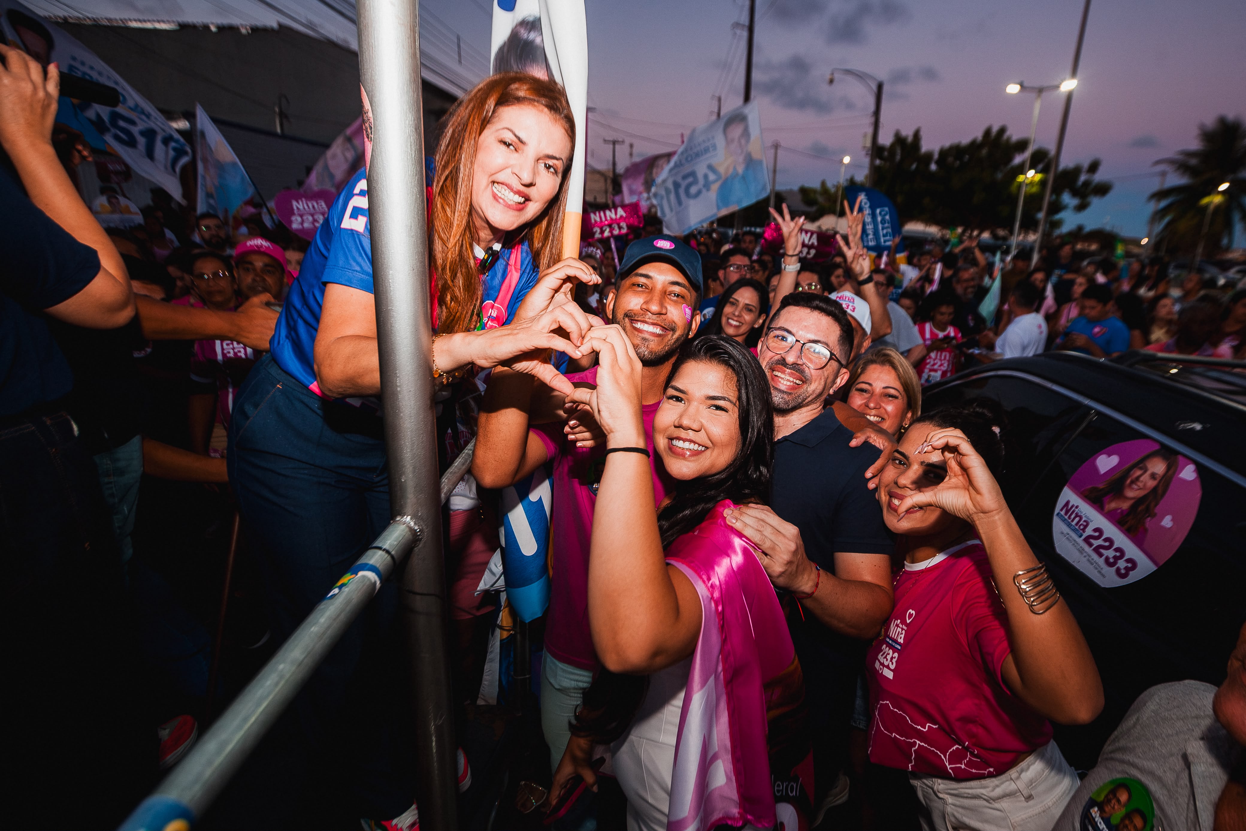 Mulheres  Zona Norte Nina Souza