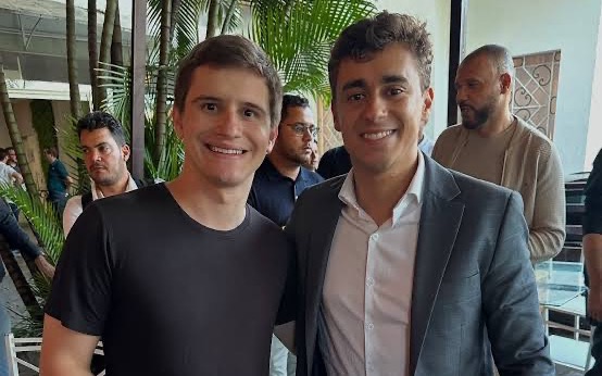 NIKOLAS FERREIRA E LUCAS PAVANATTO