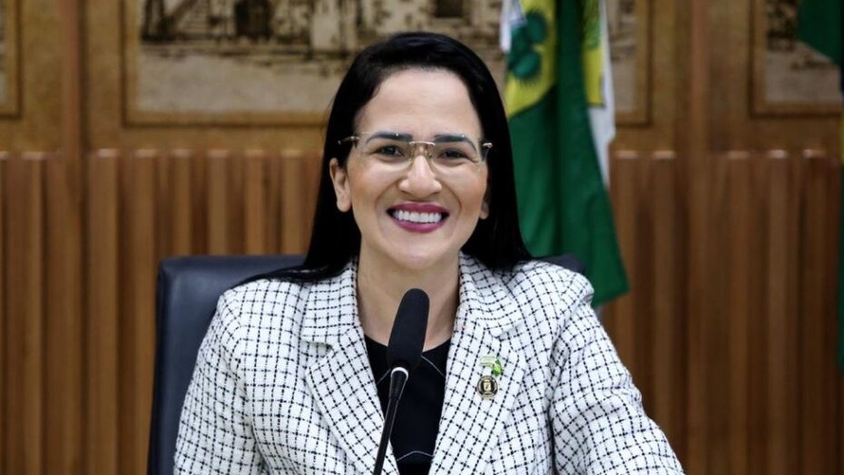 Camila Araújo