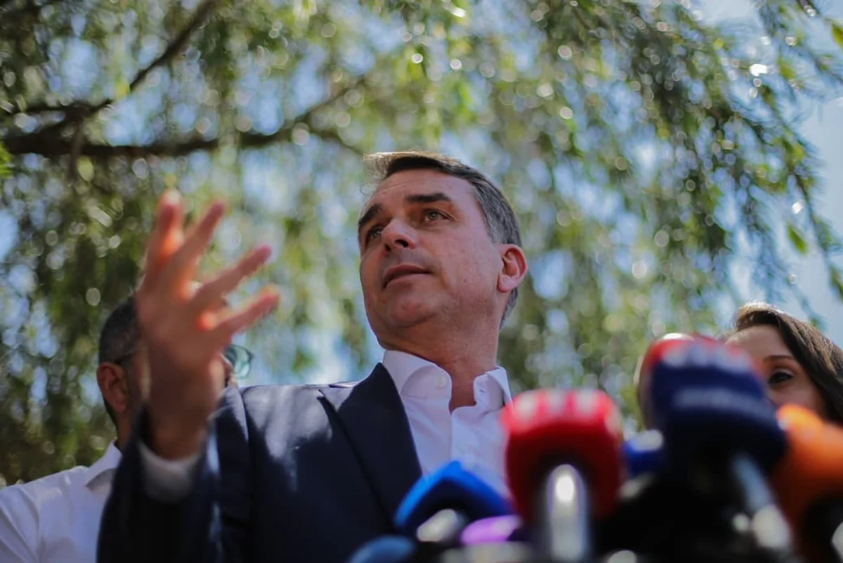 flavio-bolsonaro-qg.webp