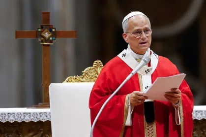 Papa Leão no Vaticano  • 8 de outubro de 2026 REUTERS/Remo Casilli