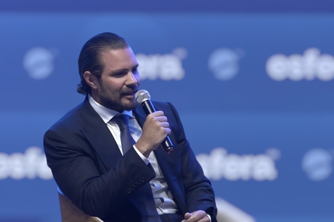 Daniel Vorcaro, ex-dono do Banco Master. (Foto: reprodução/YouTube Esfera Brasil)