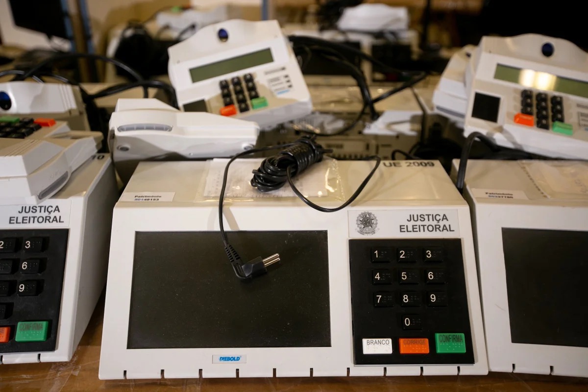 URNAS ELETRÔNICAS