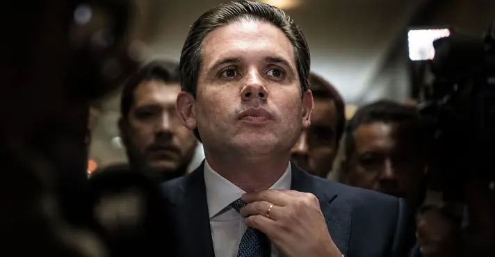 HUGO MOTTA | Foto: Divulgação/Oeste | Imagem criada com o auxílio de inteligência artificial