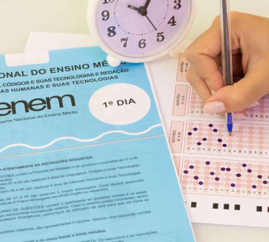 Professores do Colégio Ciências Aplicadas comentam questões do Enem 2022