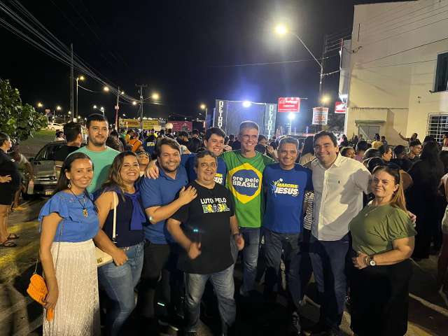Salatiel participa da Marcha para Jesus em Parnamirim
