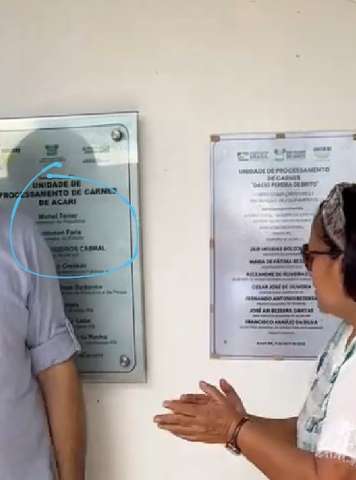 Fátima querendo sucesso com obra alheia