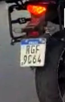 [VÍDEO] Homem saca arma e faz ameaças durante marcha das mulheres no Alecrim