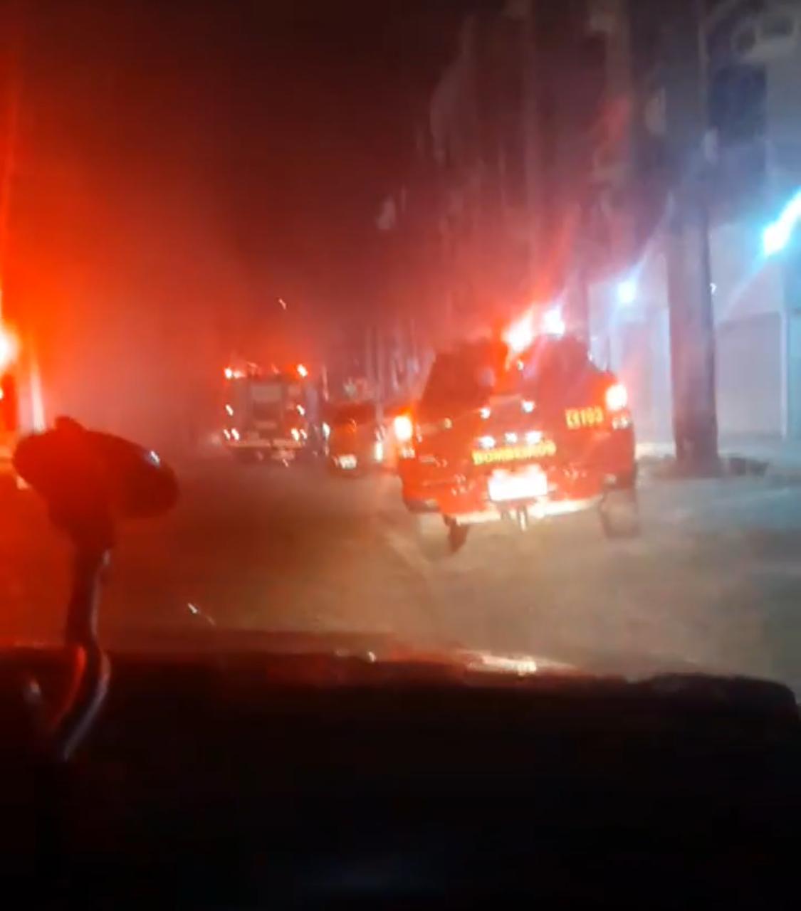 Incêndio atinge loja no Alecrim durante a madrugada