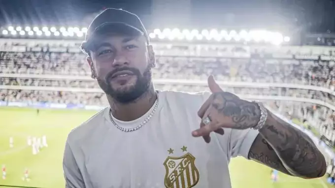 Neymar usou relógio mais caro que premiação do Campeonato Paulista