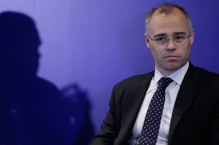 Ministro da Justiça André Mendonça diz que também monitorou grupo bolsonarista