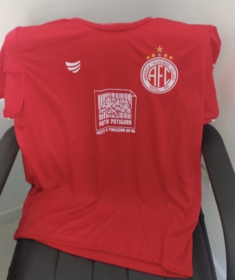 Nota Potiguar: Governo paga por camisa oficial do América, mas torcedores recebem cópia 