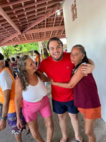 Aniversário de Allan Cruz recebe mais de 3 toneladas de alimentos em Caiçara do Norte