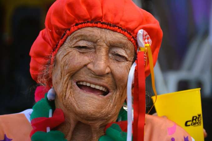 Unidade Saúde Vale do Sol prepara recepção carnavalesca para idosos atendidos em 2024