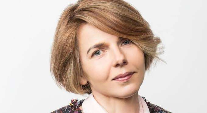 Jornalista ucraniana morre em bombardeio contra prédio residencial em Kiev