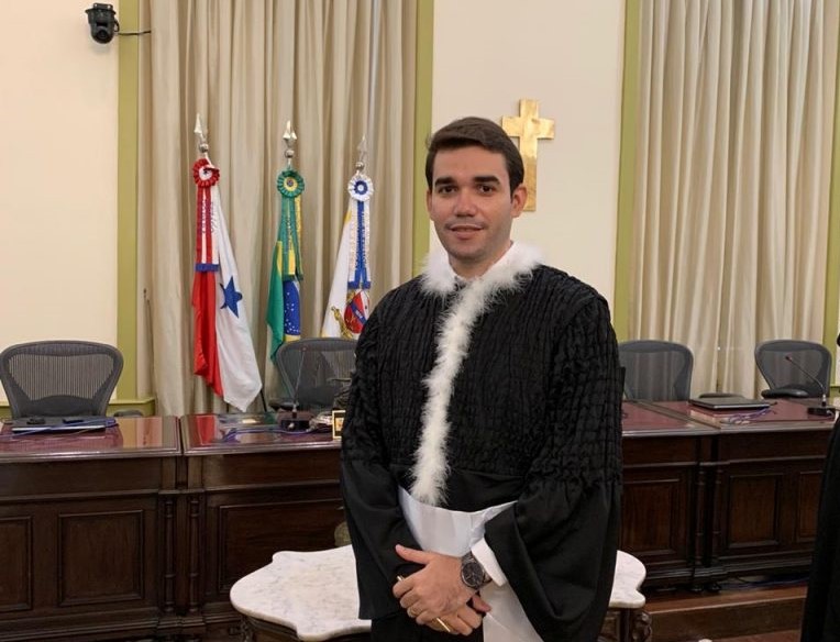 Superação: Filho de carroceiro e lavadeira toma posse como juiz do TJPA