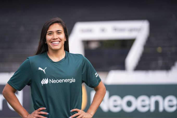 Jogadora de futebol potiguar, Antonia Silva, é a nova embaixadora da Neoenergia 